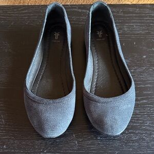 Frye Denim Flats Size 7 in GUC